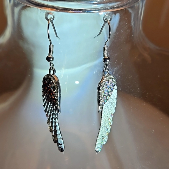 Angel Wings Rhinestone Alloy Earrings - white - Picture 2 of 5